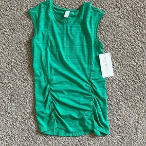 Ladies Athleta pacifica contoured tank